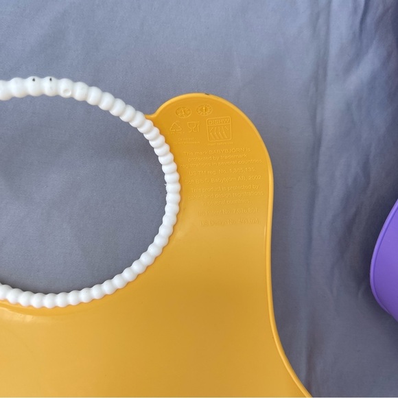 BABYBJÖRN Feeding Baby Bibs Purple Yellow Catch Pocket Set of 2 Baby Bjorn - Picture 6 of 6